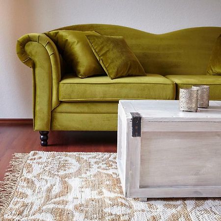 Apartment In Musikalischem Haus Mayen Bagian luar foto